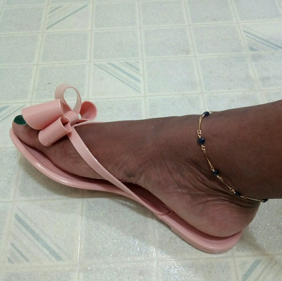 Meet your Posher, Mooya - Picture 1 of 1